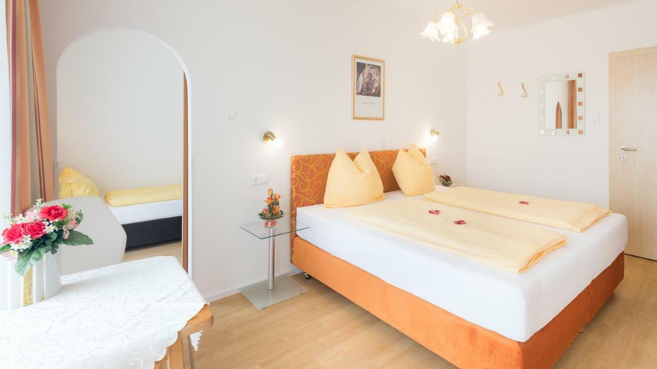 Pension Helios Sankt Kanzian am Klopeiner See Екстер'єр фото